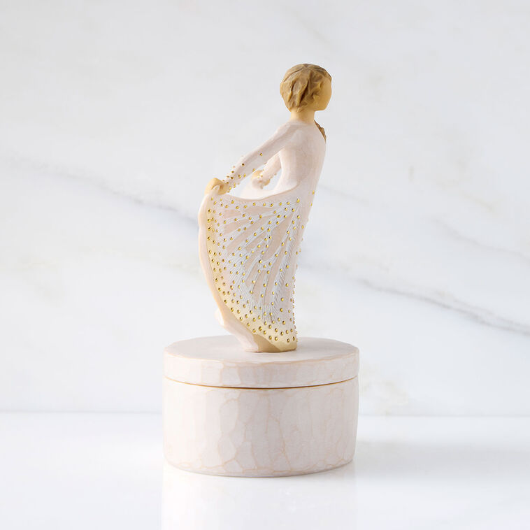  Willow Tree Girl In Butterfly Dress Keepsake Box