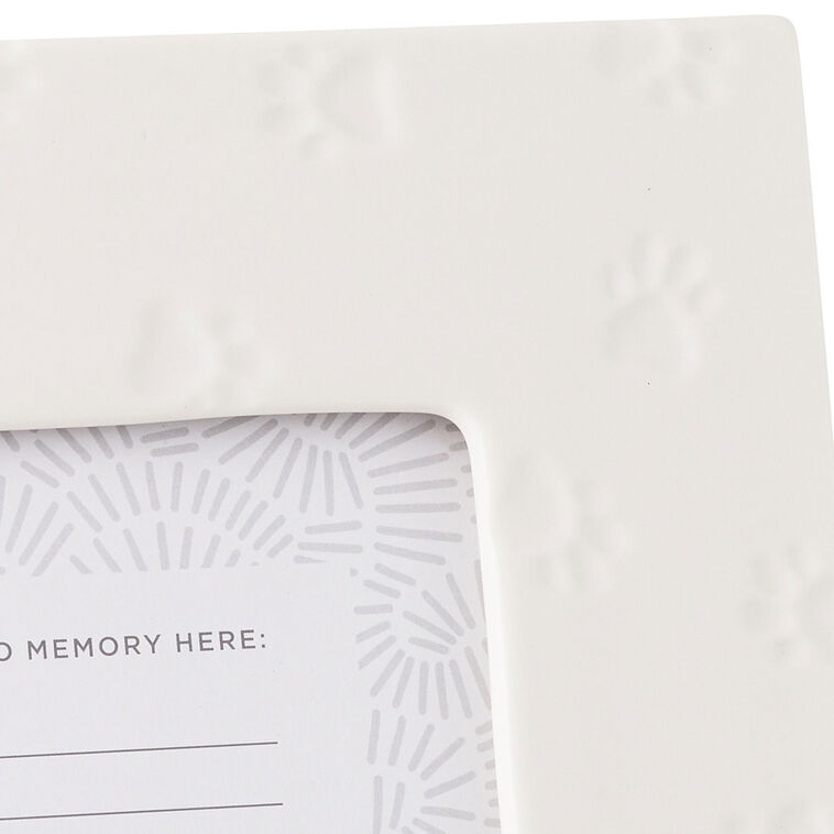 Hallmark A Best Friend Leaves Paw Prints Picture Frame, 4x6