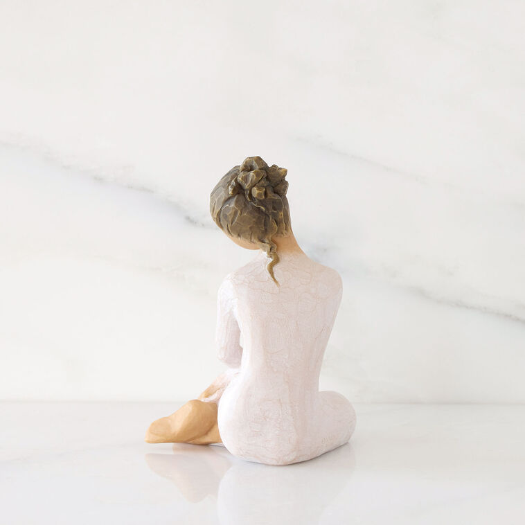  Willow Tree Serenity Sitting Girl Figurine, 3.5"